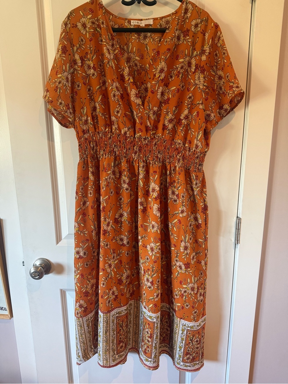 Cleoโs Women Boho-inspired dress XL